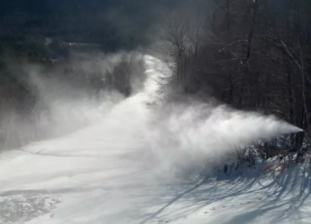 Snowmaking on Whiteface