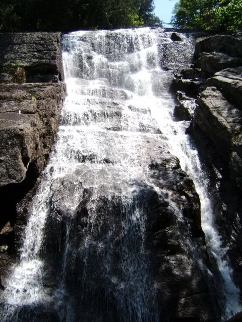 Wanika Falls